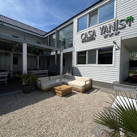 Vila Yanis Vama Veche Bagian luar foto